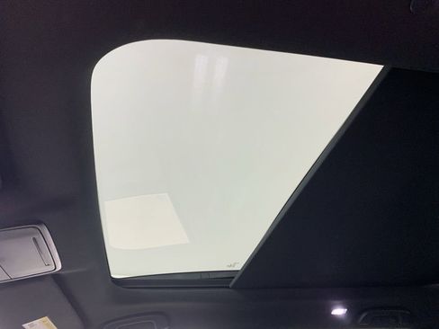 Used 2025 Honda Pilot Black Edition image 30