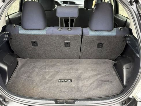 Used 2012 Toyota Yaris SE image 15