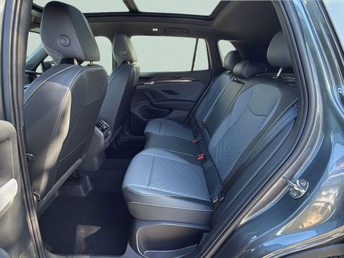New 2026 Volkswagen Tiguan SE R-Line FWD image 35