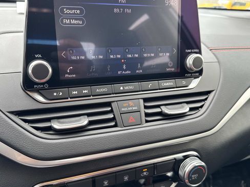 Used 2022 Nissan Altima 2.5 SR FWD image 21