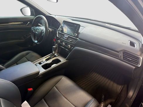 Used 2022 Honda Accord Sport image 12
