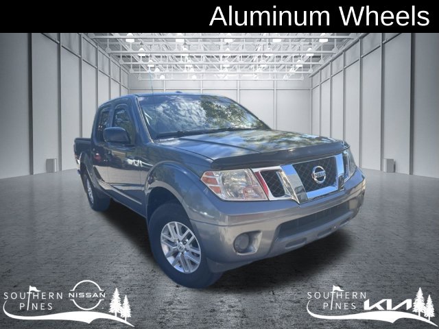 Used 2017 Nissan Frontier SV RWD image 1