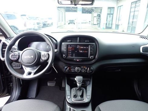 Certified 2023 Kia Soul LX w/ Option Group 015 image 18