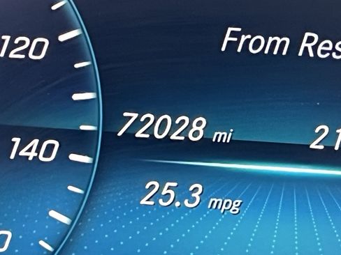 Certified 2021 Mercedes-Benz GLC 300 image 22