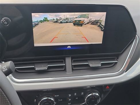 New 2026 Chevrolet Trax LT image 26