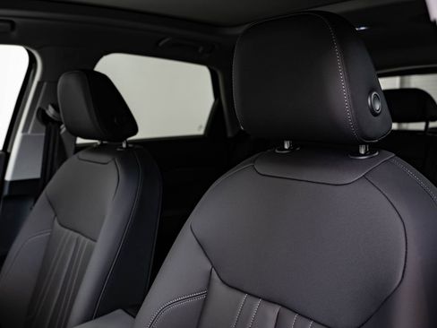 New 2026 Audi Q3 quattro 2.0T AWD/4WD image 25