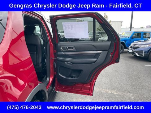 Used 2018 Ford Explorer Sport w/ Equipment Group 401A AWD/4WD image 26