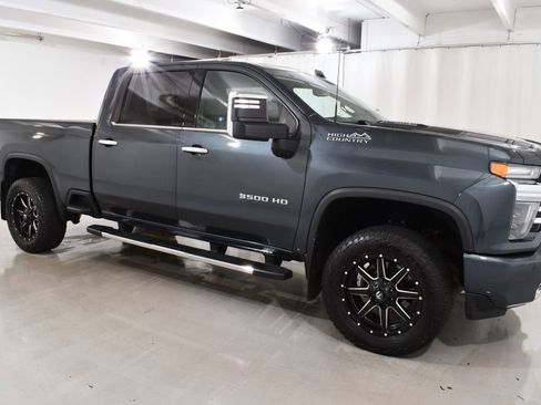 Used 2020 Chevrolet Silverado 3500 High Country AWD/4WD image 5