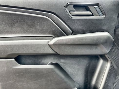 Used 2024 Chevrolet Colorado Trail Boss w/ Technology Package image 13