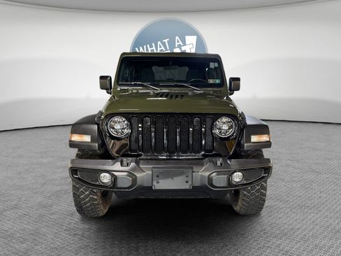 Used 2022 Jeep Wrangler Sport AWD/4WD image 9