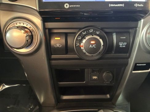 Used 2020 Toyota 4Runner SR5 image 27