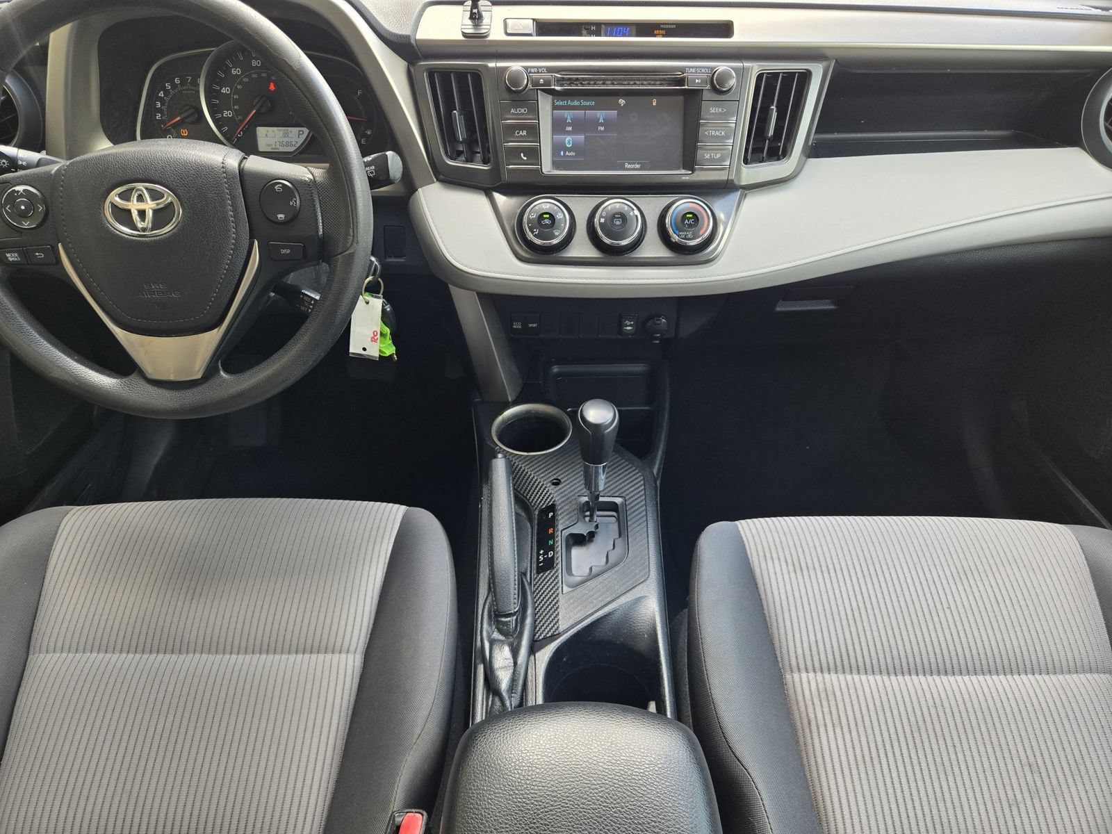 Used 2015 Toyota RAV4 LE AWD/4WD image 27
