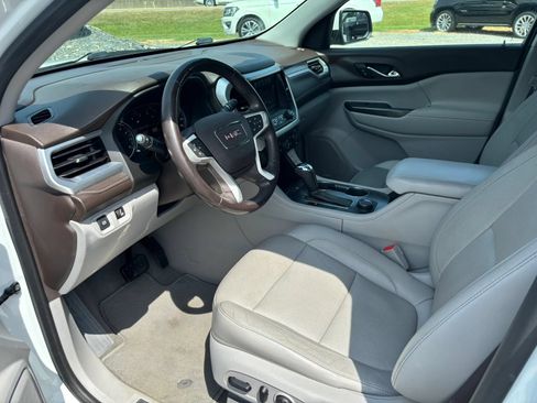 Used 2018 GMC Acadia SLT FWD image 11