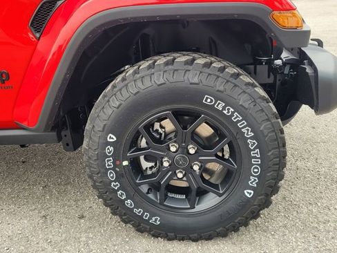 New 2026 Jeep Gladiator Willys image 10