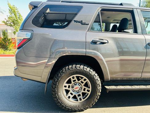 Used 2019 Toyota 4Runner TRD Off-Road Premium w/ Wilderness Package AWD/4WD image 8
