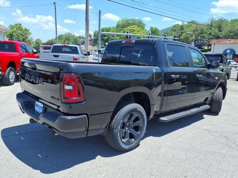 New 2026 RAM 1500 Express AWD/4WD image 4