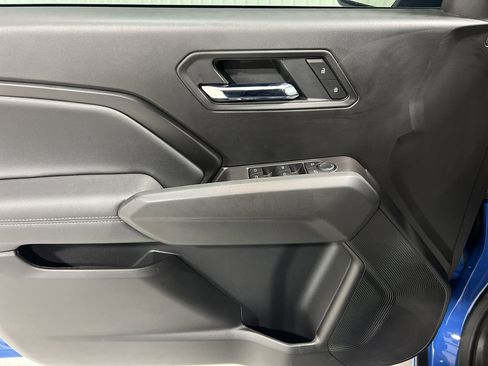 New 2025 GMC Canyon Elevation w/ Convenience Package image 21