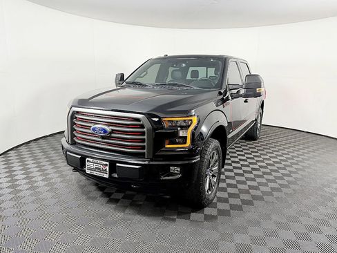 Used 2017 Ford F150 Lariat w/ Equipment Group 502A Luxury image 4