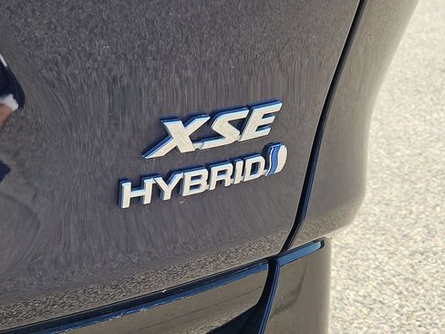 Used 2021 Toyota RAV4 XSE AWD/4WD image 6