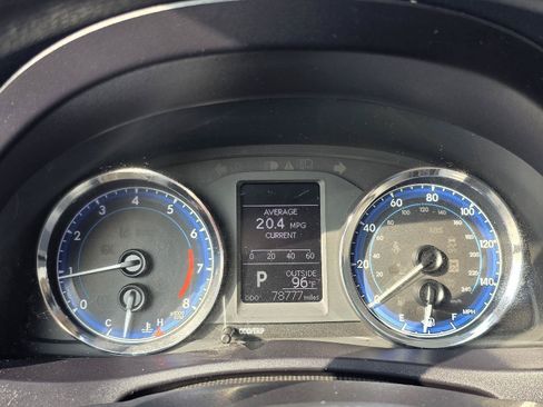 Used 2017 Toyota Corolla LE FWD image 24