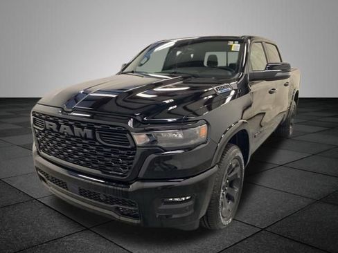Used 2026 RAM 1500 4x4 Crew Cab image 3
