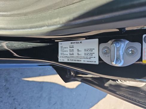 Used 2020 Tesla Model 3 Standard Range Plus RWD image 29