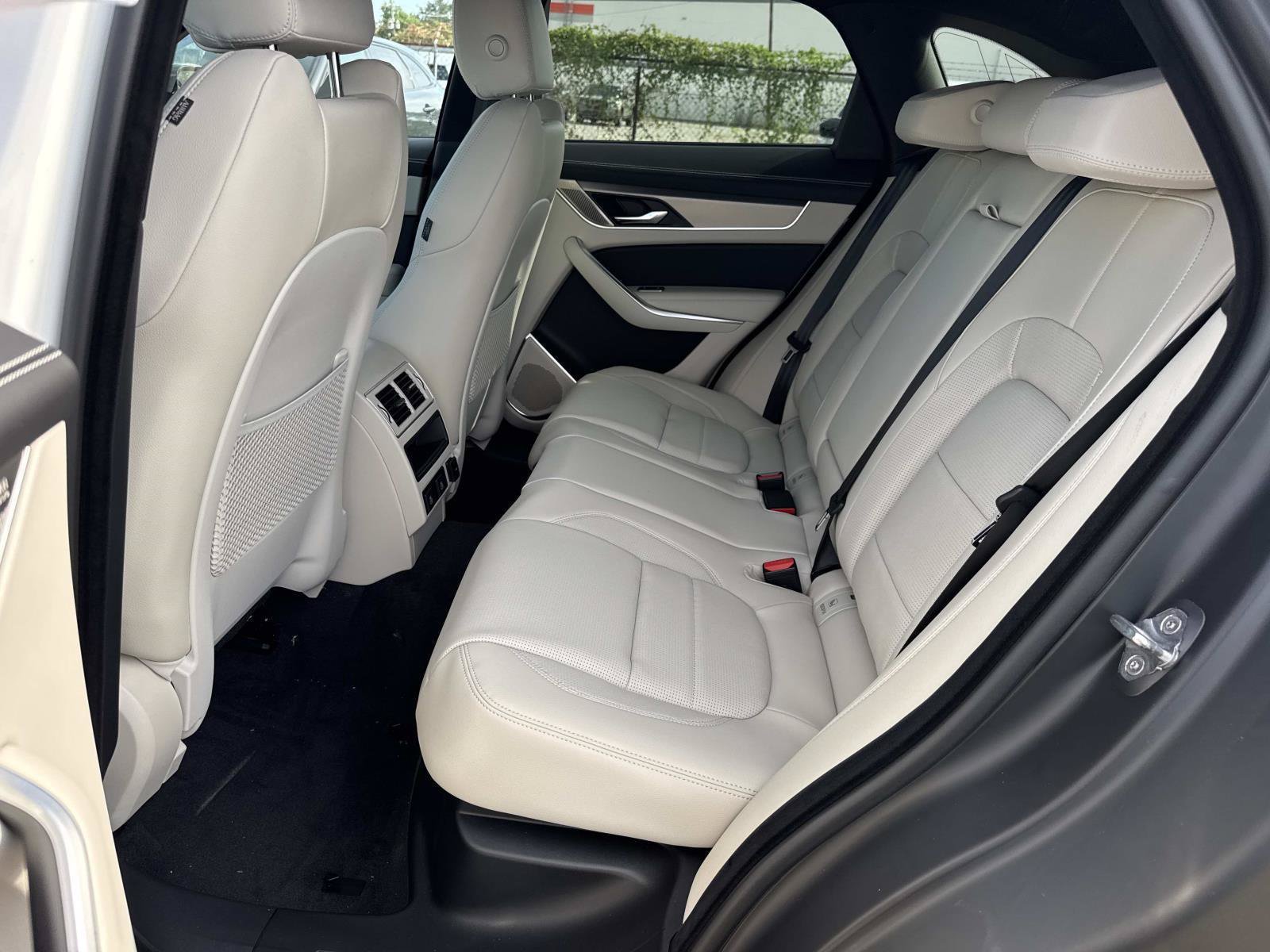 New 2026 Jaguar F-PACE R-Dynamic S AWD/4WD image 8
