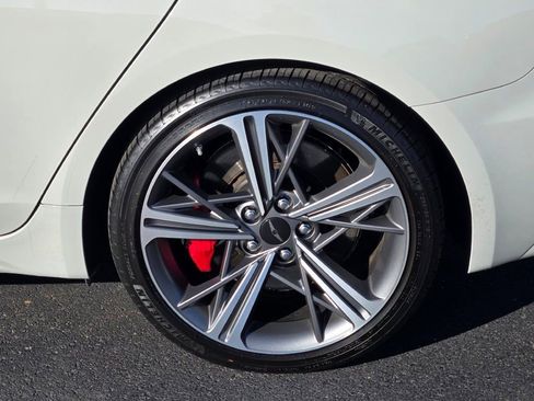 Used 2025 Genesis G70 3.3T Advanced w/ Sport Prestige Package image 16