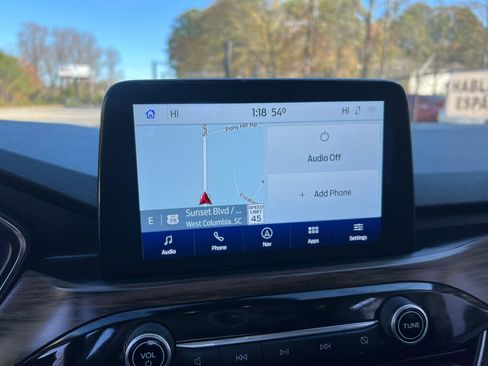 Used 2020 Ford Escape Titanium image 13