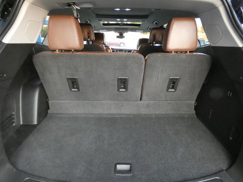 Used 2018 Buick Enclave Avenir w/ Avenir Technology Package image 16