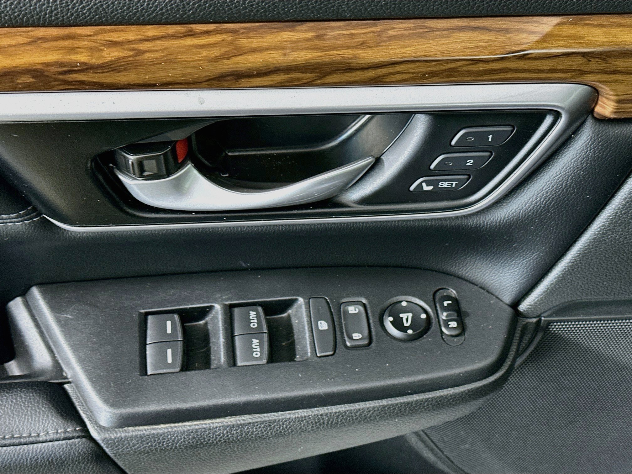 Used 2021 Honda CR-V EX-L image 15