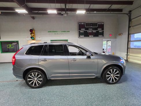 Used 2018 Volvo XC90 T6 Momentum w/ Convenience Package AWD/4WD image 5