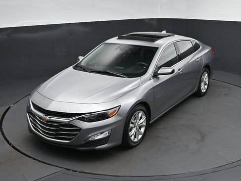 Used 2024 Chevrolet Malibu LT FWD image 30