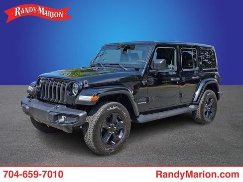 Used 2023 Jeep Wrangler Unlimited Sahara AWD/4WD image 1