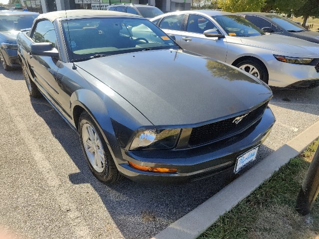 Used 2008 Ford Mustang Premium RWD image 28