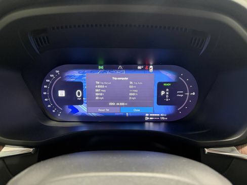 Used 2023 Volvo XC60 T8 Plus AWD/4WD image 14
