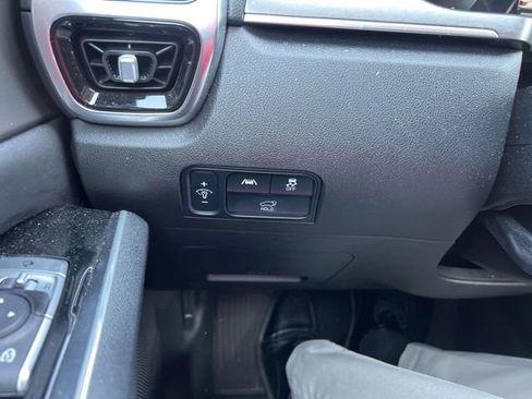 Used 2023 Kia Sorento SX FWD image 14