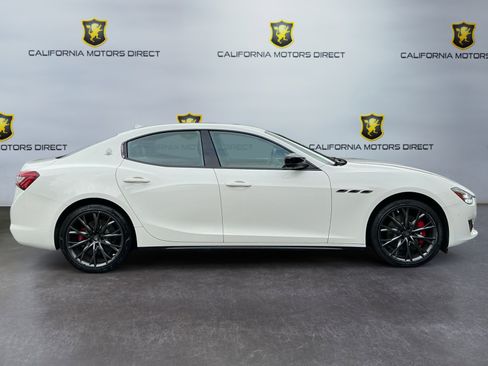 Used 2020 Maserati Ghibli image 4