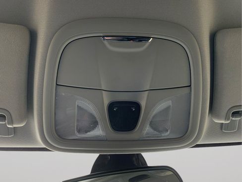 Used 2020 Jeep Cherokee Latitude w/ Cold Weather Group image 26