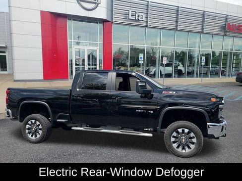 Used 2024 Chevrolet Silverado 3500 LT w/ Convenience Package AWD/4WD image 20