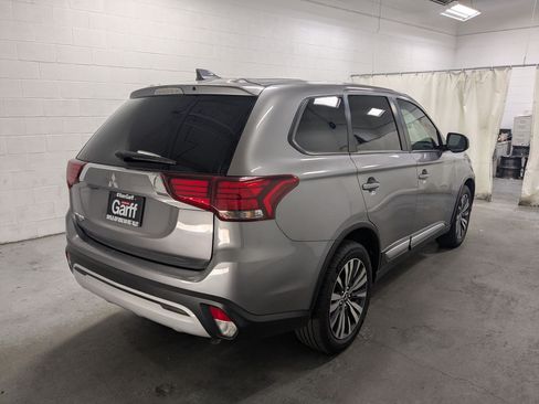 Used 2020 Mitsubishi Outlander ES AWD/4WD image 7