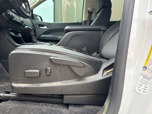 Used 2020 Chevrolet Colorado Z71 AWD/4WD image 25