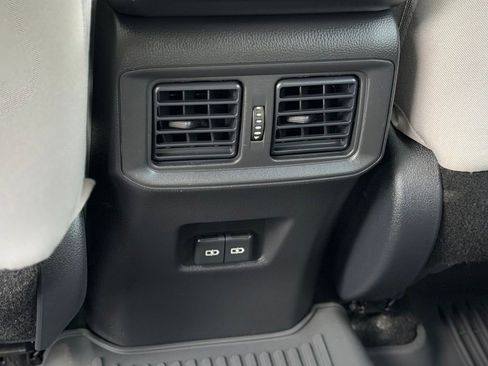Used 2025 Toyota RAV4 XLE w/ Convenience Package AWD/4WD image 7
