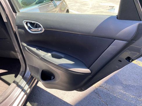 Used 2018 Nissan Sentra SV FWD image 31