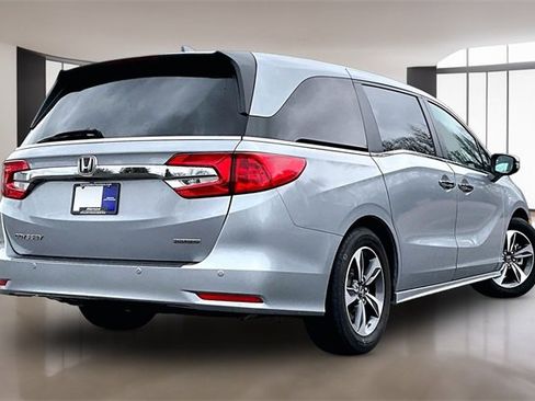 Used 2018 Honda Odyssey Touring image 6