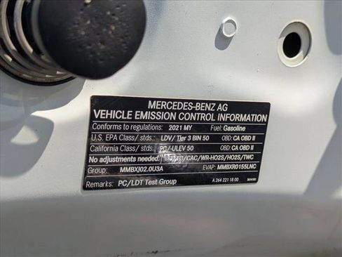 Used 2021 Mercedes-Benz C 300 Sedan image 23