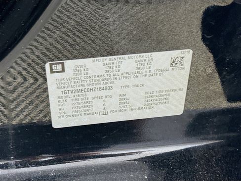 Used 2017 GMC Sierra 1500 SLE w/ SLE Value Package image 39