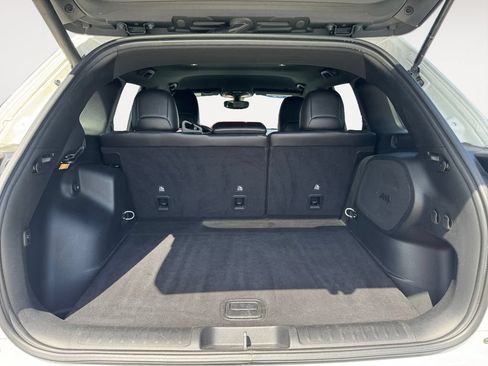 Used 2019 Jeep Cherokee High Altitude AWD/4WD image 5