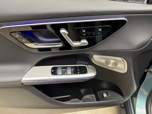 Certified 2025 Mercedes-Benz GLC 300 4MATIC image 10