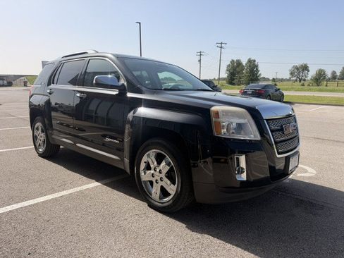 Used 2013 GMC Terrain SLT FWD image 3